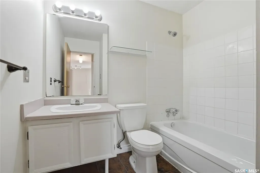 4040 8th Street E Saskatoon SK S7H 5L4