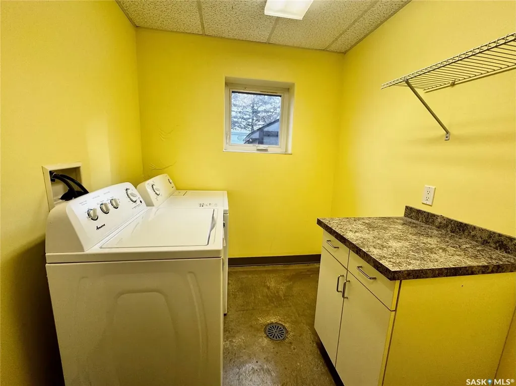 347&353 Maple Avenue Yorkton SK S3N 1X2