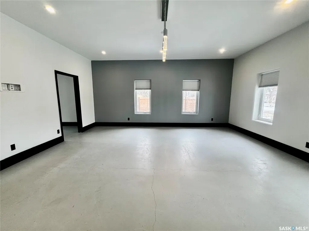 347&353 Maple Avenue Yorkton SK S3N 1X2