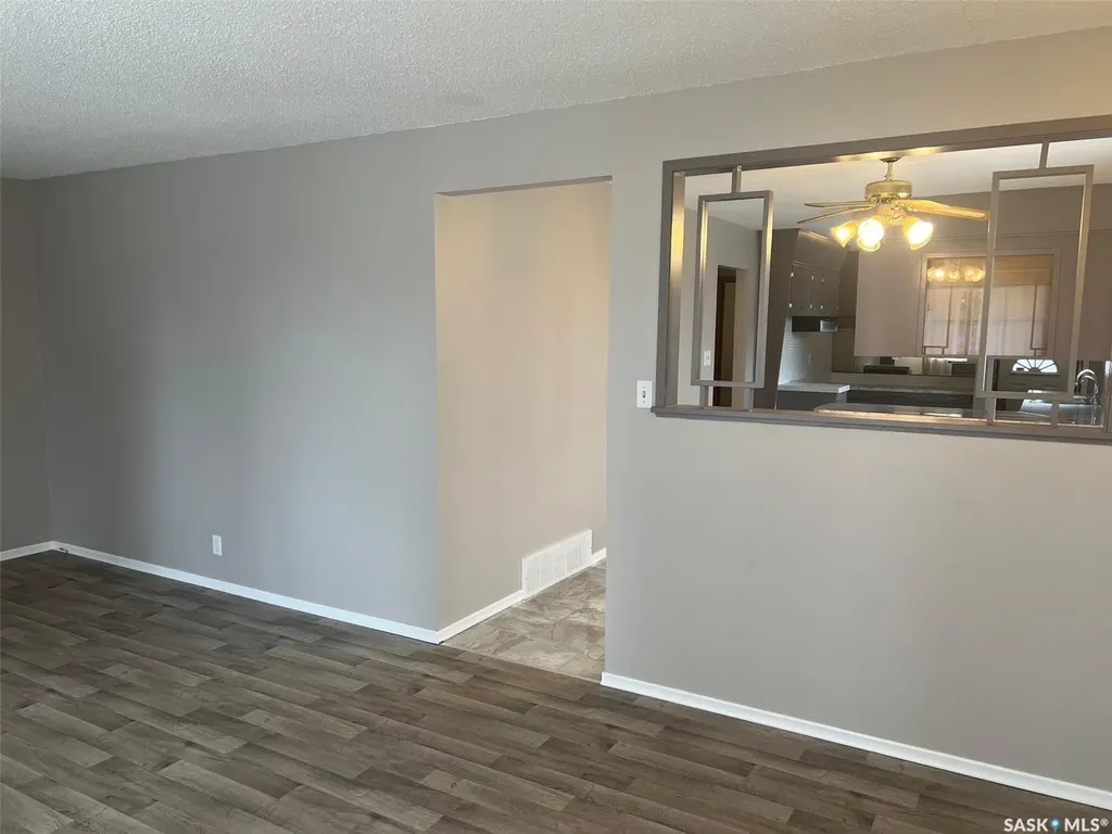 802 Princess Street Regina SK S4T 3X9