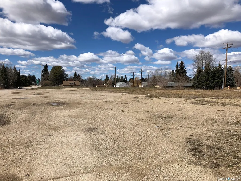605 Nipawin Road E Nipawin SK S0E 1E0