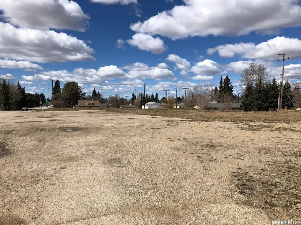 605 Nipawin Road E Nipawin SK S0E 1E0
