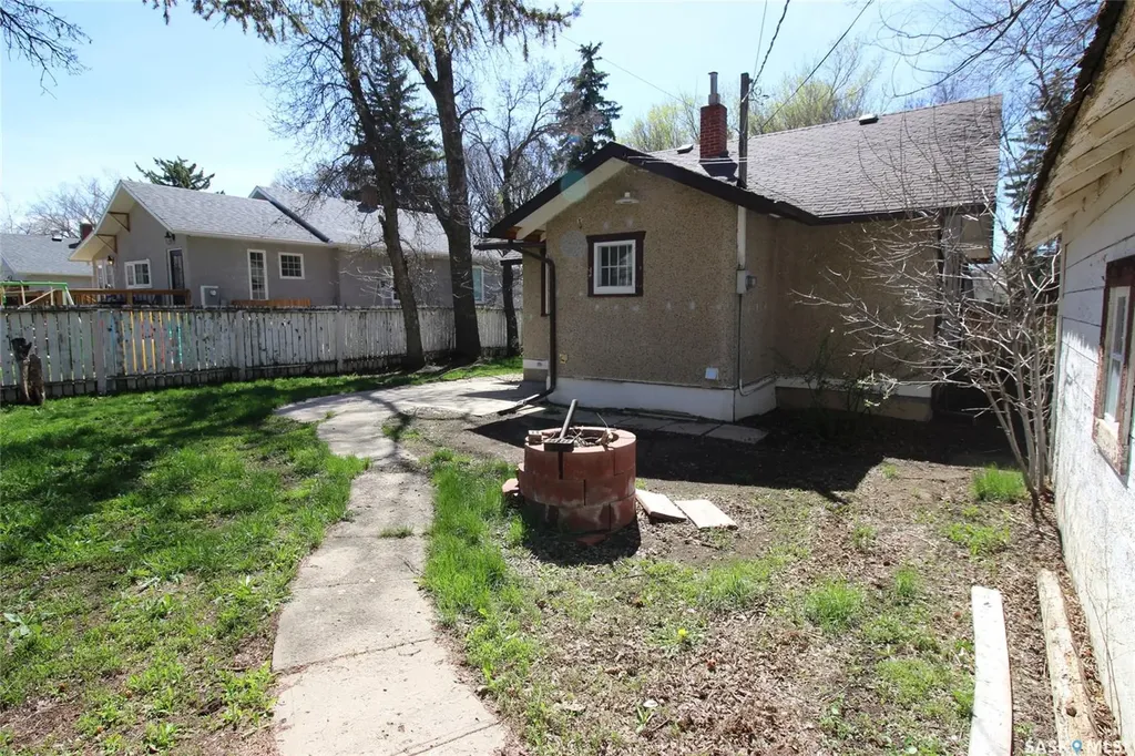 780 1st Street E Shaunavon SK S0N 2M0
