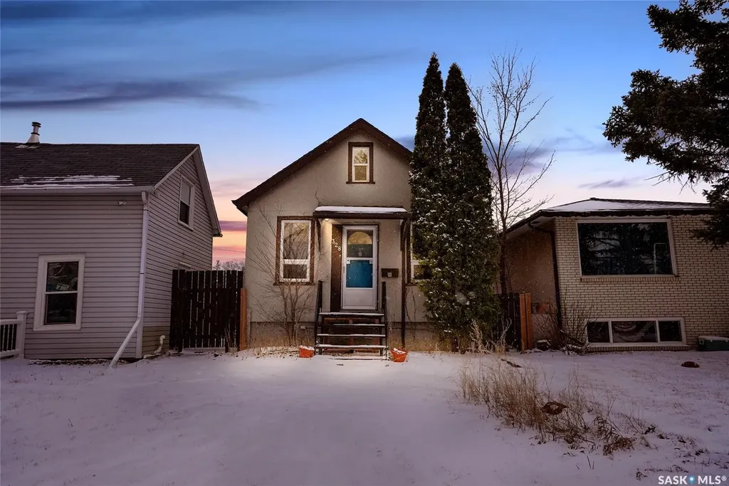 328 Cornwall Street Regina SK S4R 2G6