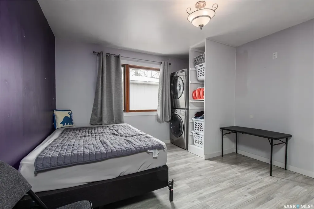 401 Stadacona Street W Moose Jaw SK S6H 1Z7