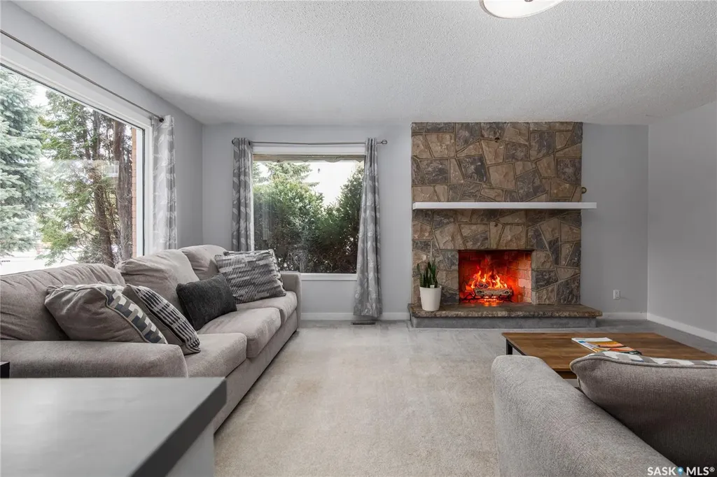 401 Stadacona Street W Moose Jaw SK S6H 1Z7