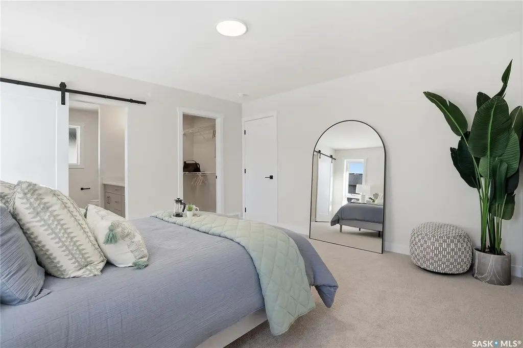 322 Katz Avenue Saskatoon SK S7V 1Y6