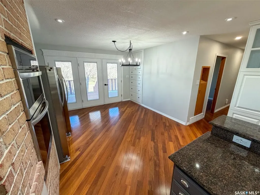 117 2nd Street W Frontier SK S0N 0W0