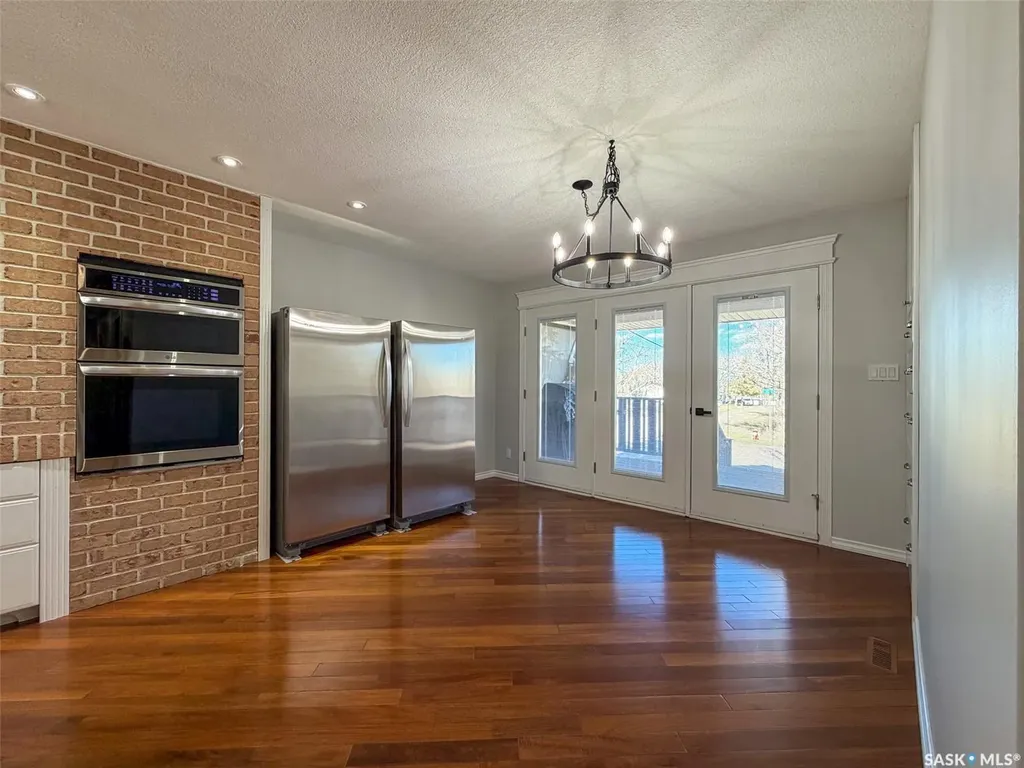117 2nd Street W Frontier SK S0N 0W0