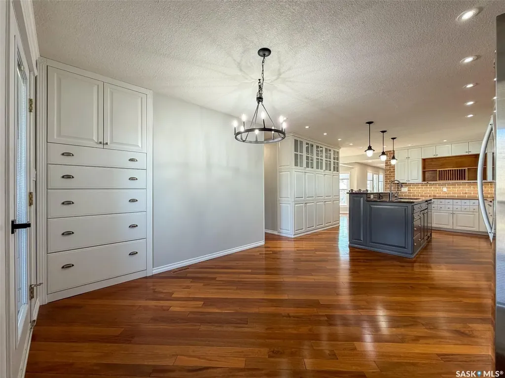 117 2nd Street W Frontier SK S0N 0W0