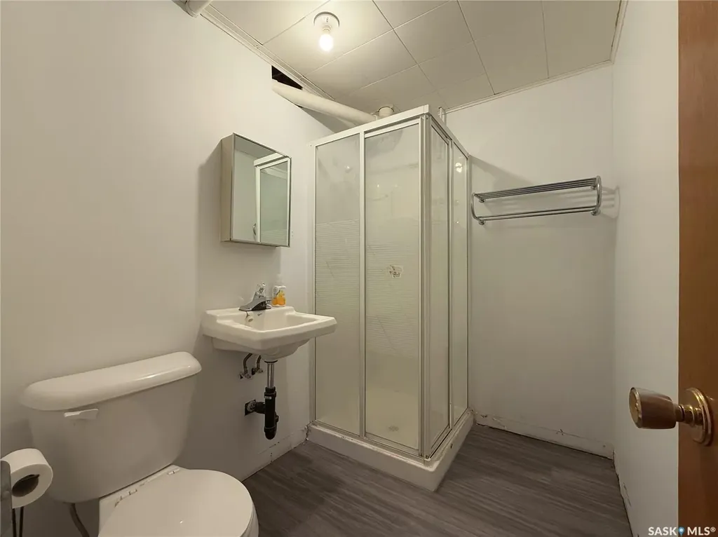 208 1st Street E Climax SK S0N 0N0