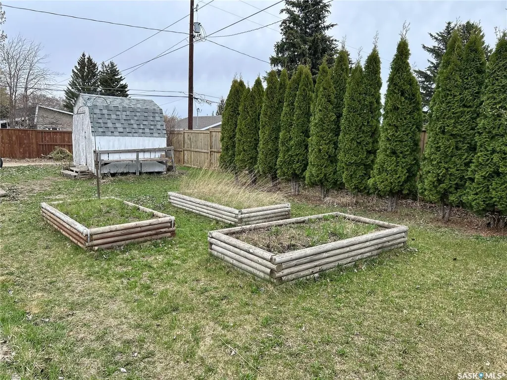 316 4th Avenue W Watrous SK S0K 4T0