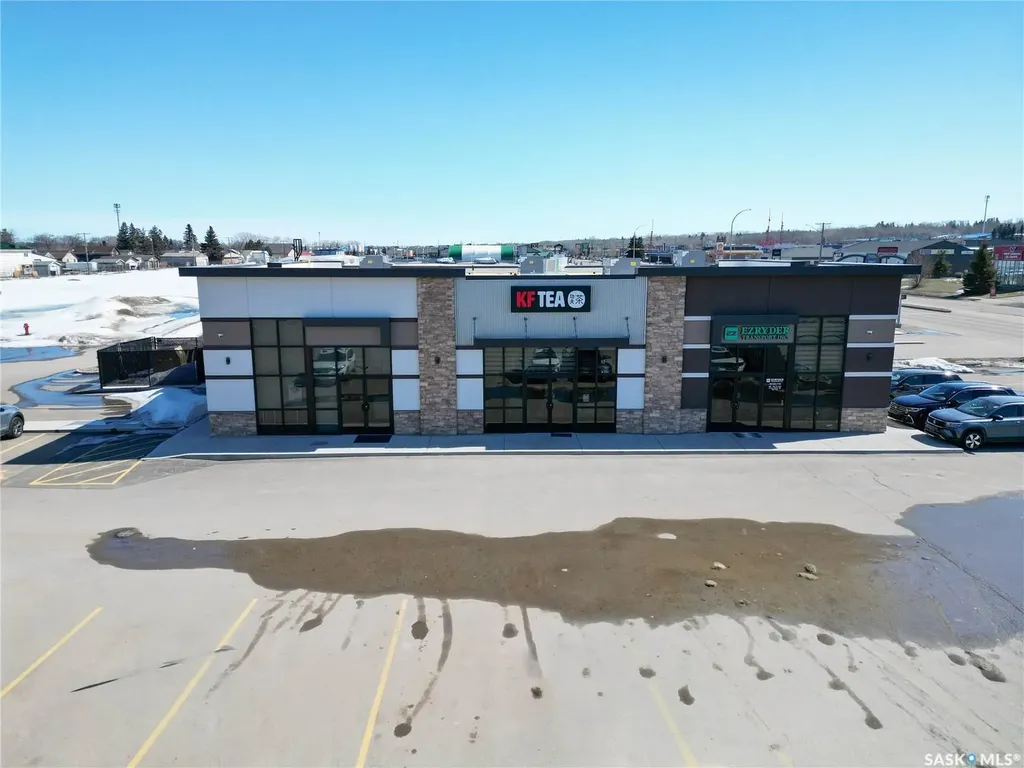 300 15th Street Prince Albert SK S6V 1G2