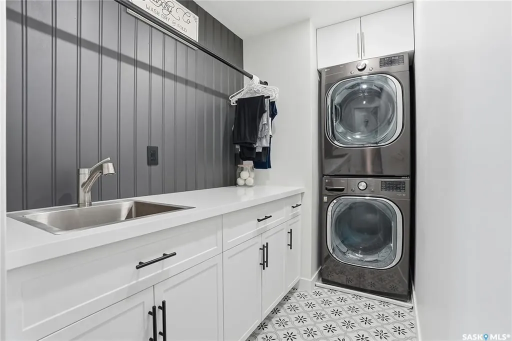 115 Whiteswan Drive Saskatoon SK S7K 4M5