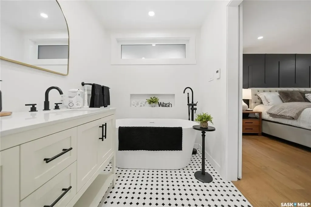 115 Whiteswan Drive Saskatoon SK S7K 4M5