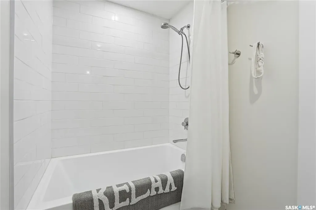 115 Whiteswan Drive Saskatoon SK S7K 4M5