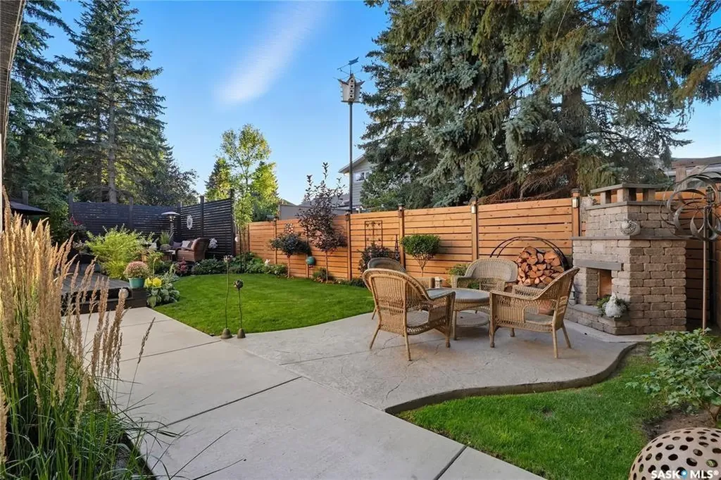 115 Whiteswan Drive Saskatoon SK S7K 4M5