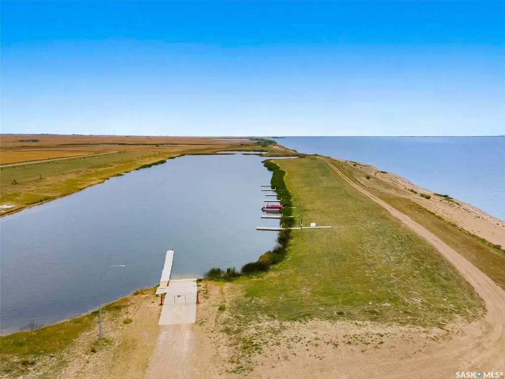 44 Sunset Acres Lane Last Mountain Lake East Side SK S0G 0Z0
