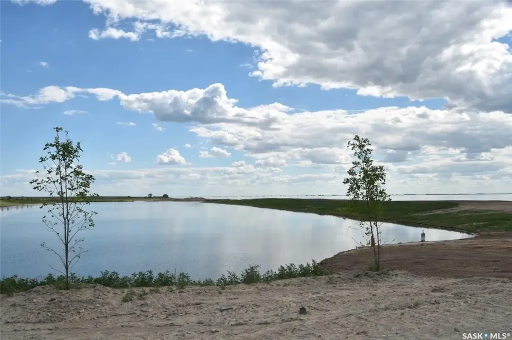 44 Sunset Acres Lane Last Mountain Lake East Side SK S0G 0Z0