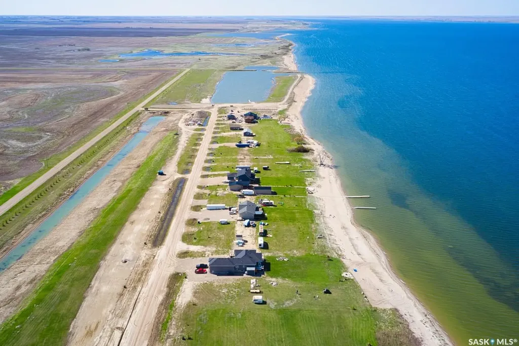 44 Sunset Acres Lane Last Mountain Lake East Side SK S0G 0Z0