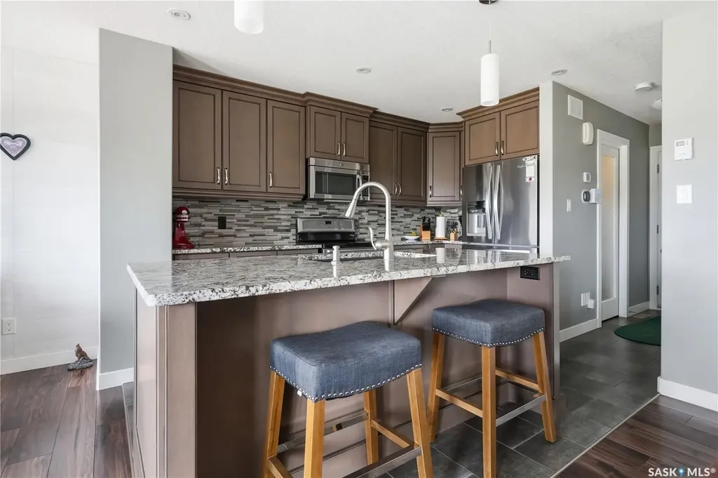 4009 Alton Crescent Regina SK S4W 0H6