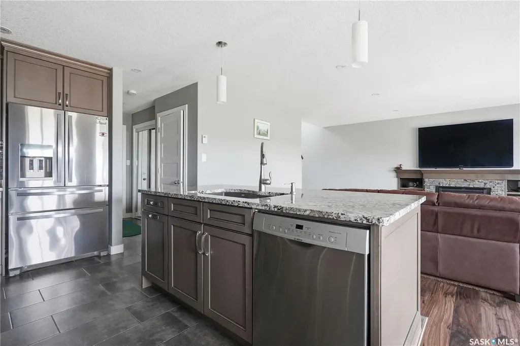 4009 Alton Crescent Regina SK S4W 0H6