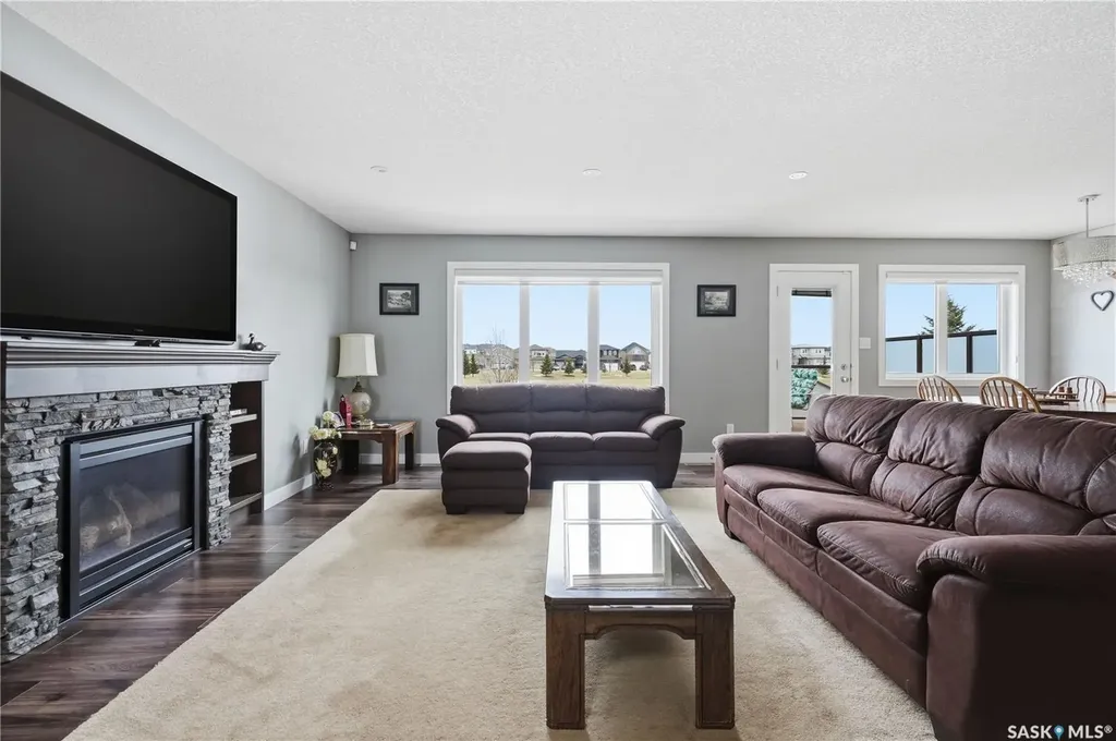 4009 Alton Crescent Regina SK S4W 0H6