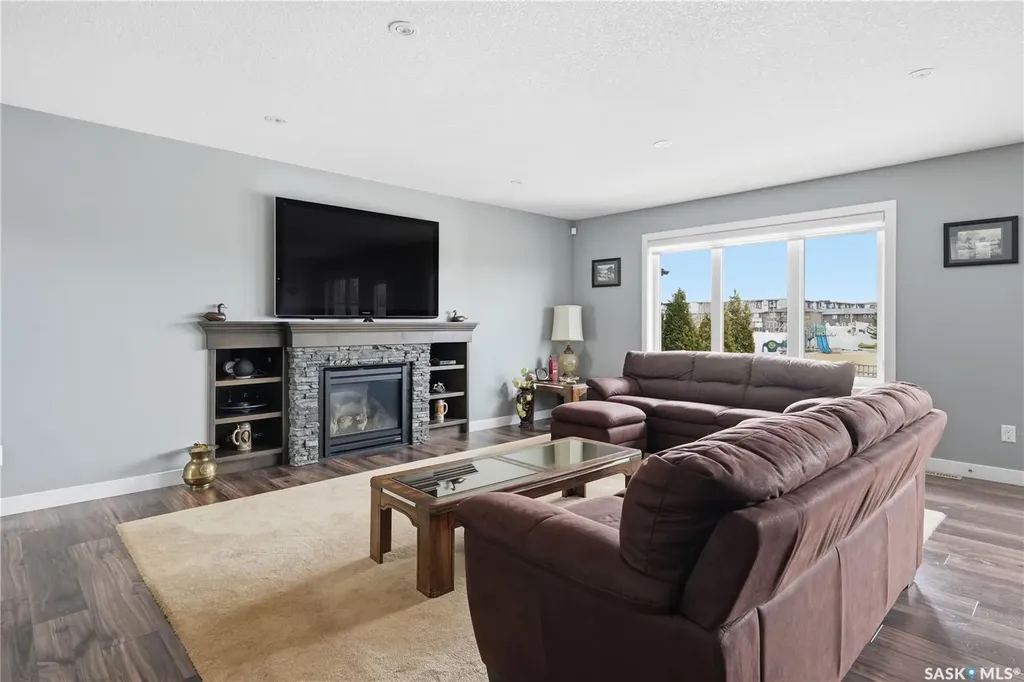 4009 Alton Crescent Regina SK S4W 0H6