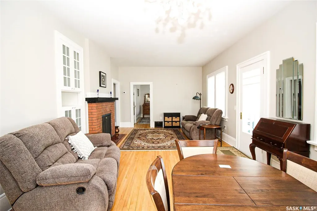 671 2nd Street E Shaunavon SK S0N 2M0