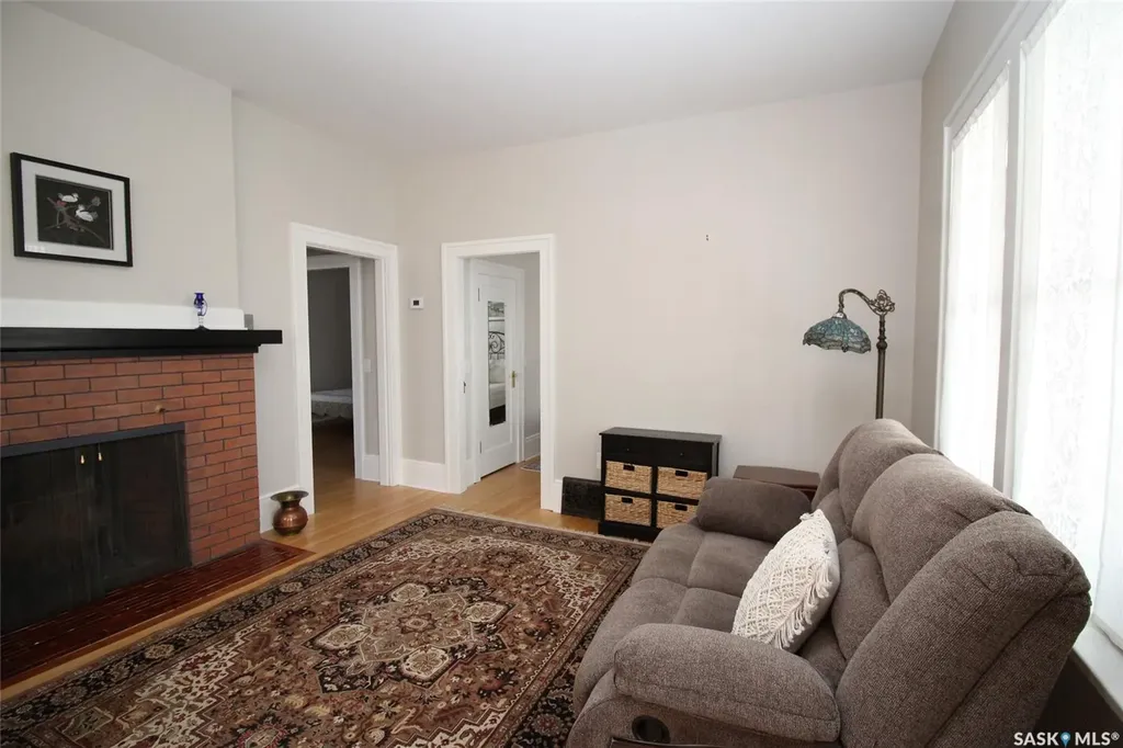671 2nd Street E Shaunavon SK S0N 2M0