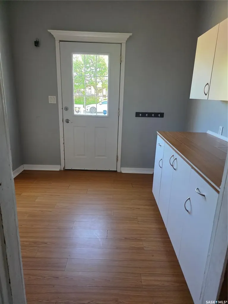 905 2nd Street Estevan SK S4A 0L3