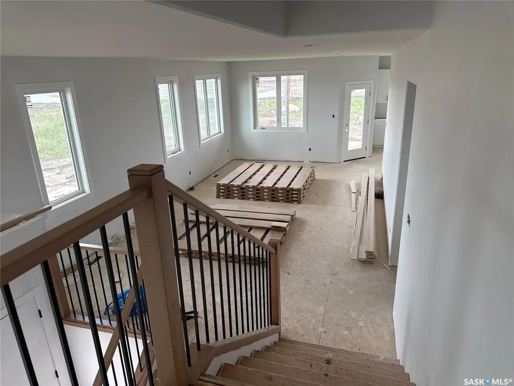 492 Woolf Bend Saskatoon SK S7W 1E4