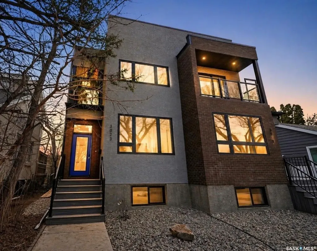 3023 Regina Avenue Regina SK S4S 0G3