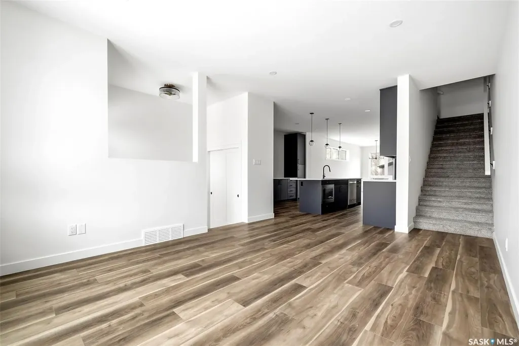 3023 Regina Avenue Regina SK S4S 0G3