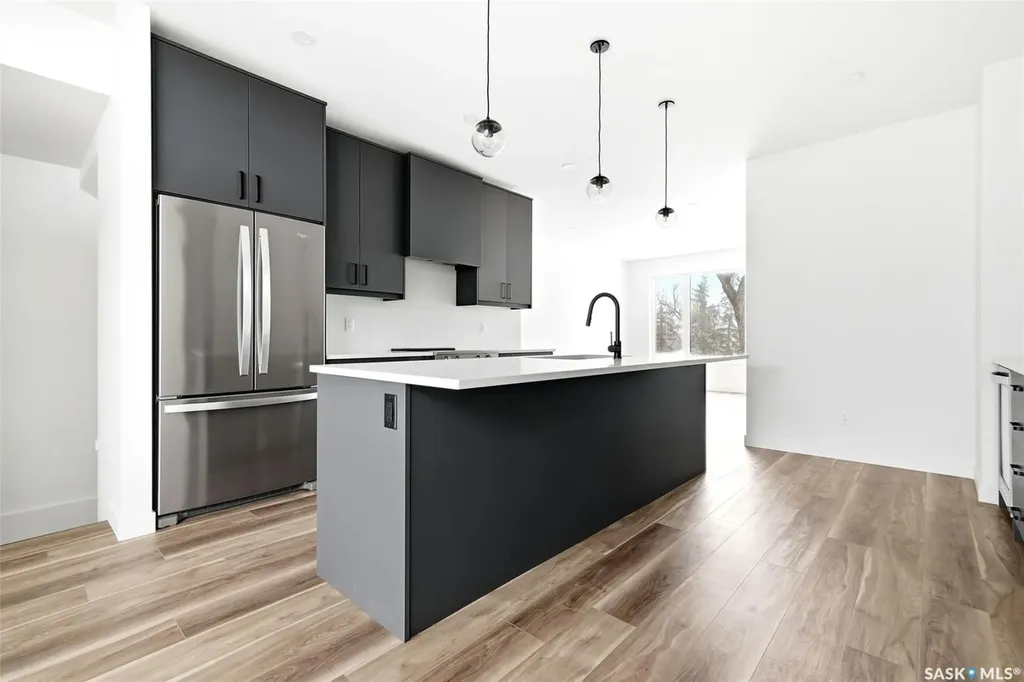 3023 Regina Avenue Regina SK S4S 0G3