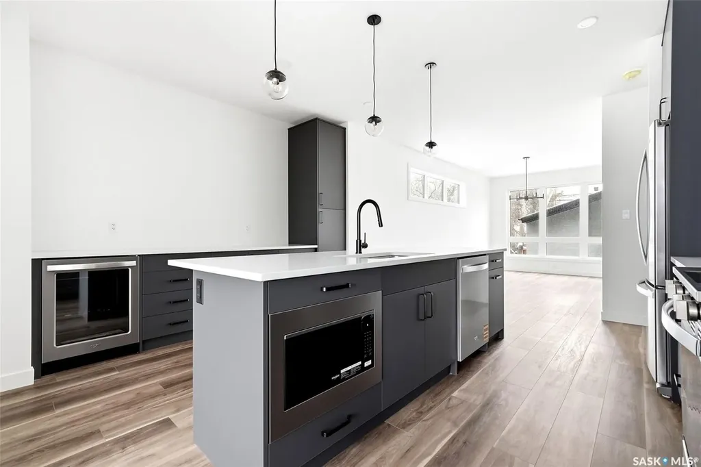 3023 Regina Avenue Regina SK S4S 0G3