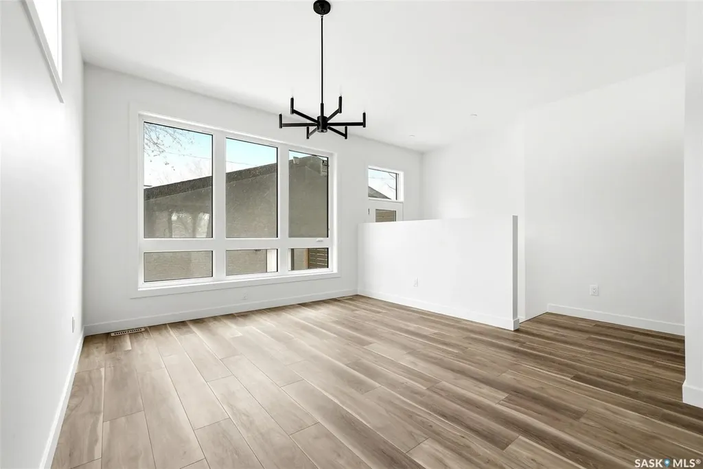 3023 Regina Avenue Regina SK S4S 0G3