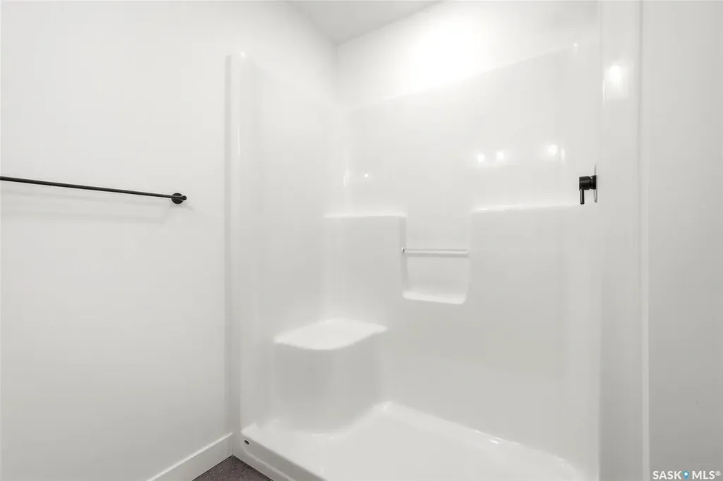 3023 Regina Avenue Regina SK S4S 0G3