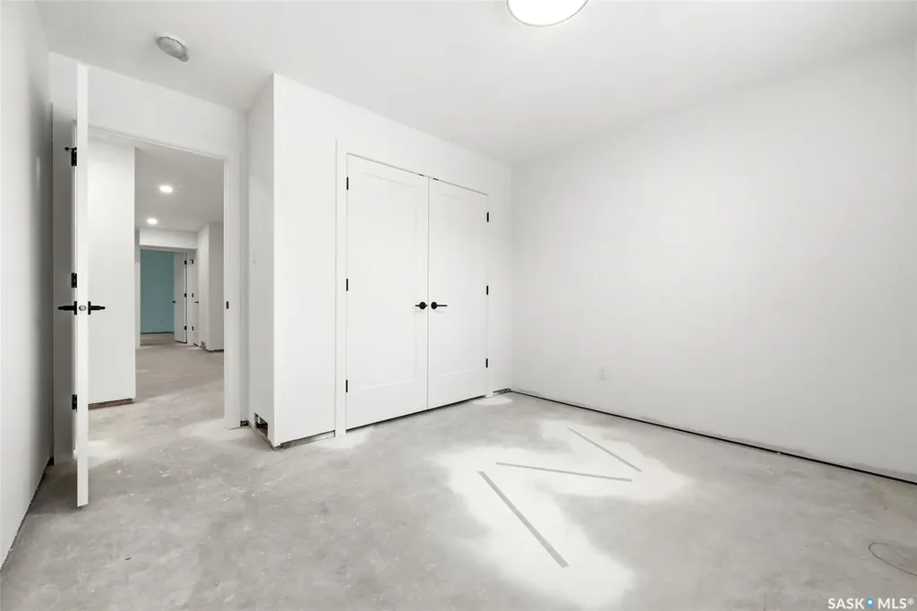 3023 Regina Avenue Regina SK S4S 0G3