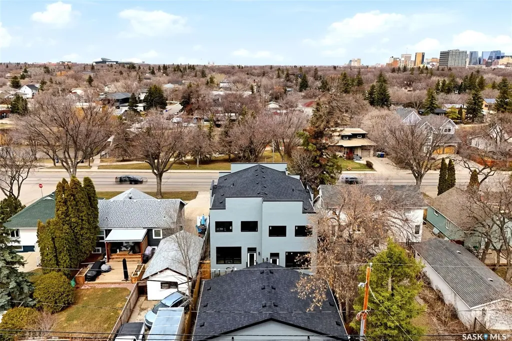 3023 Regina Avenue Regina SK S4S 0G3