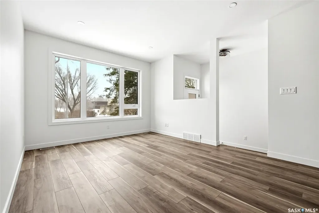 3023 Regina Avenue Regina SK S4S 0G3