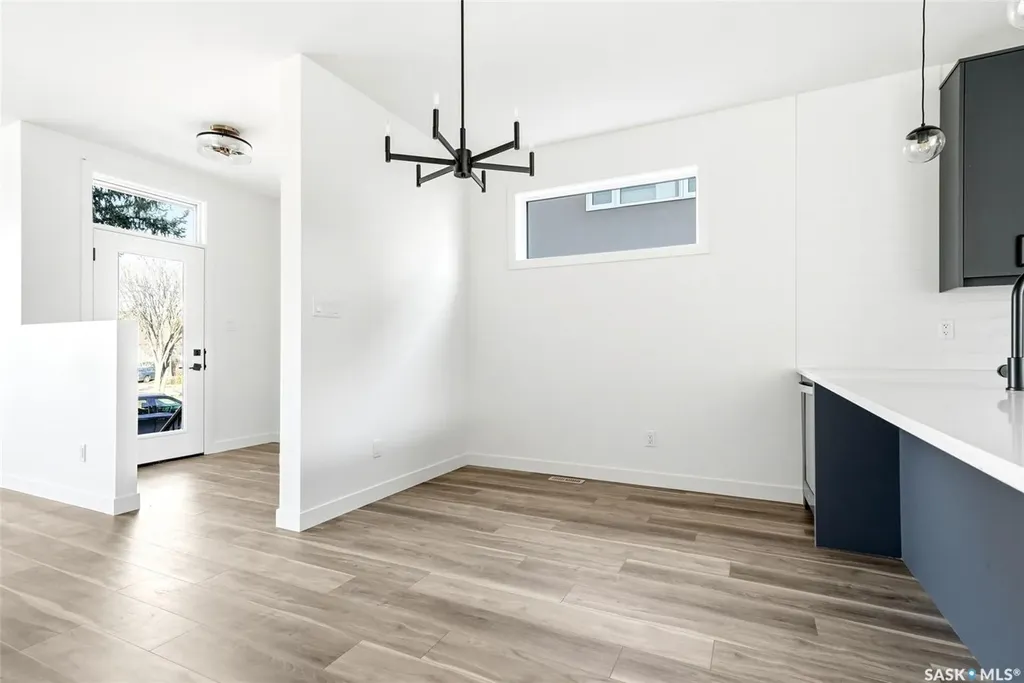 3917 Qu'appelle Drive Regina SK S4S 0E1