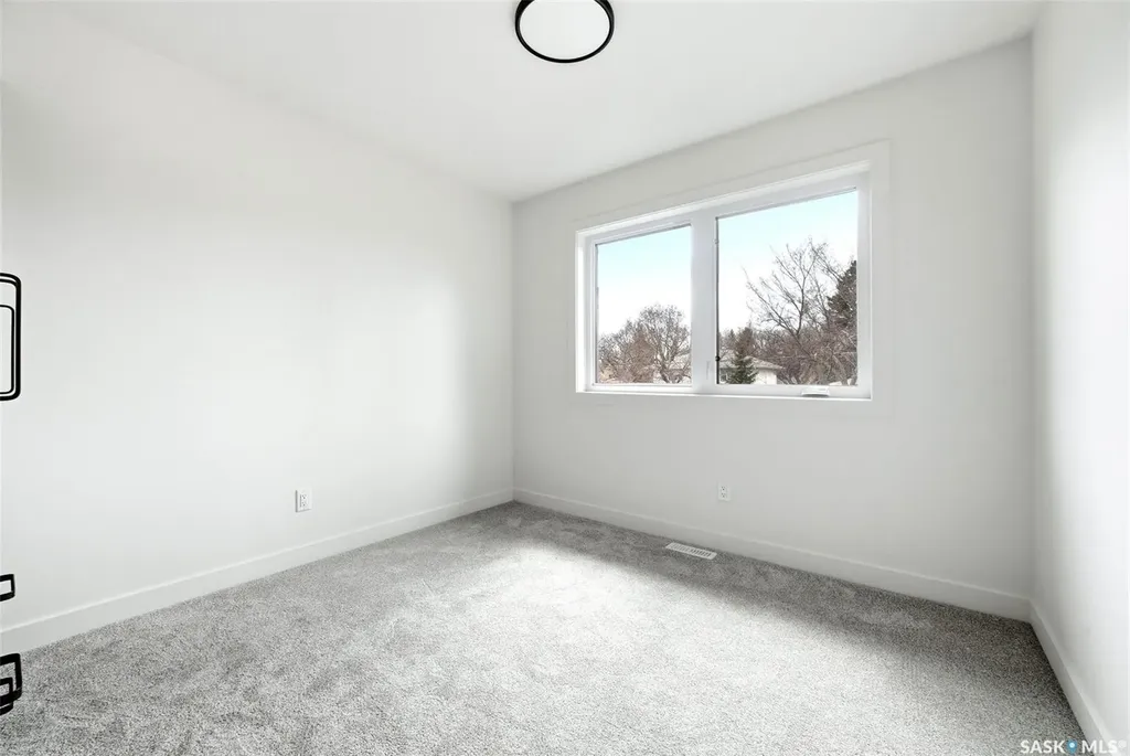 3917 Qu'appelle Drive Regina SK S4S 0E1