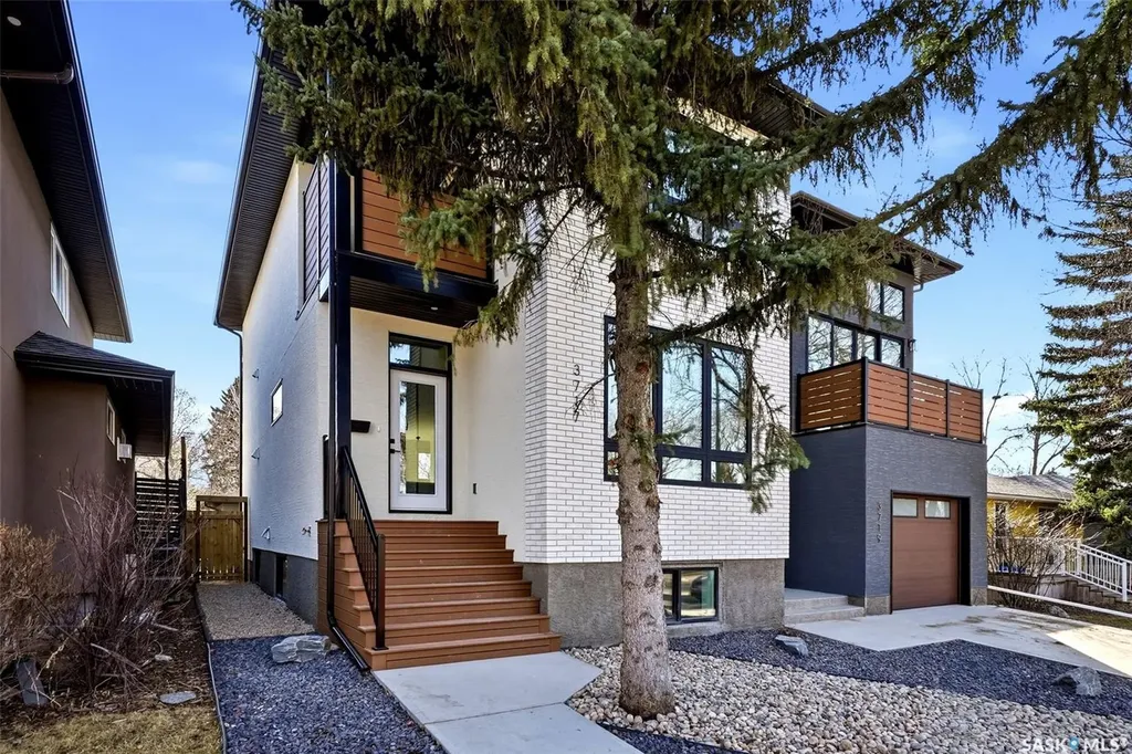 3917 Qu'appelle Drive Regina SK S4S 0E1