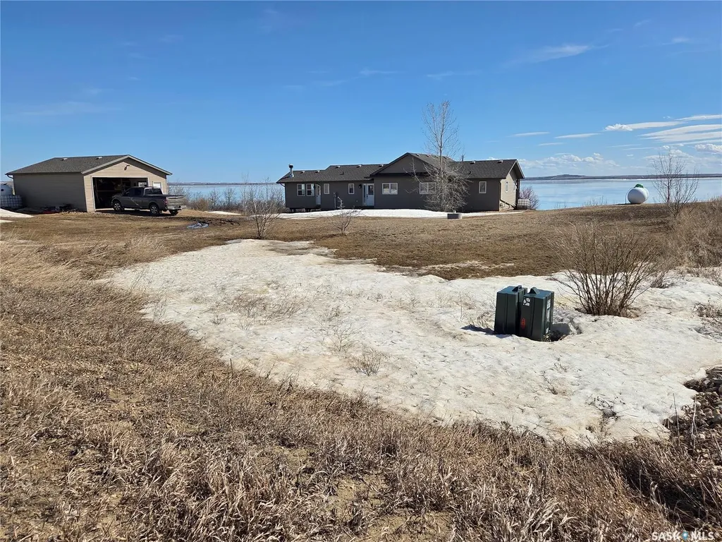4 Pelletier Point Redberry Rm No. 435 SK S0J 1A0