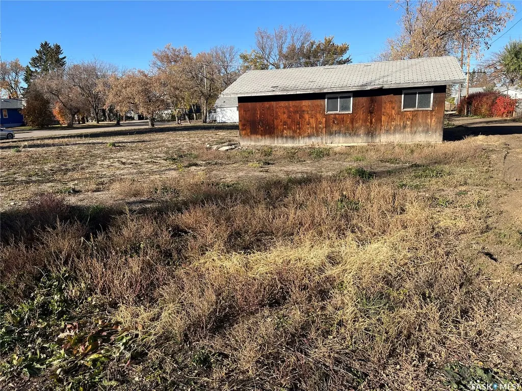 122 & 126 1st Street NE Wadena SK S0A 4J0