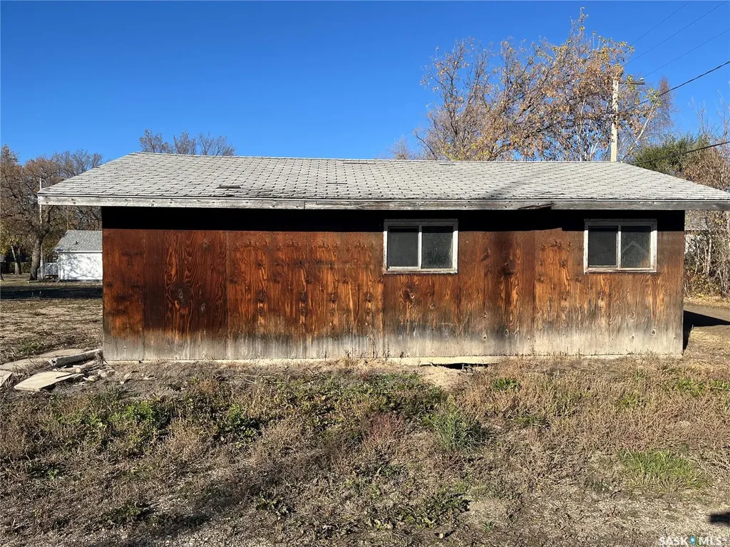 122 & 126 1st Street NE Wadena SK S0A 4J0