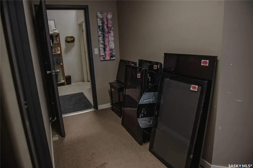 4019 Aronec Avenue Saskatoon SK S7P 0E1