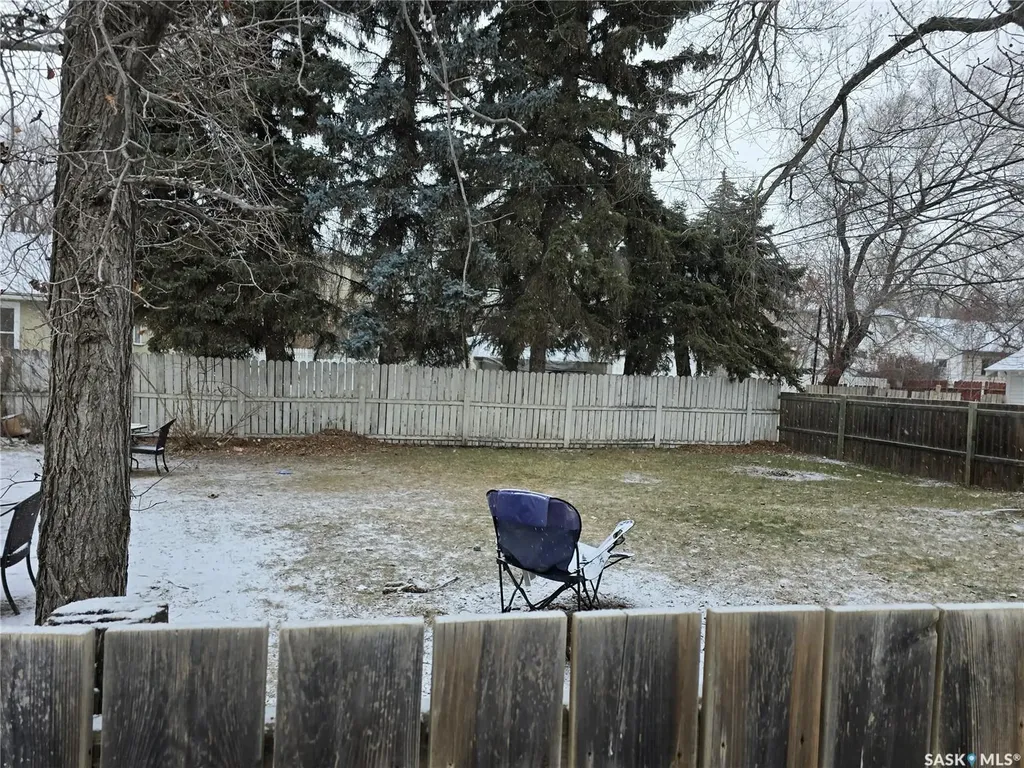 1402 102nd Street North Battleford SK S9A 1G7