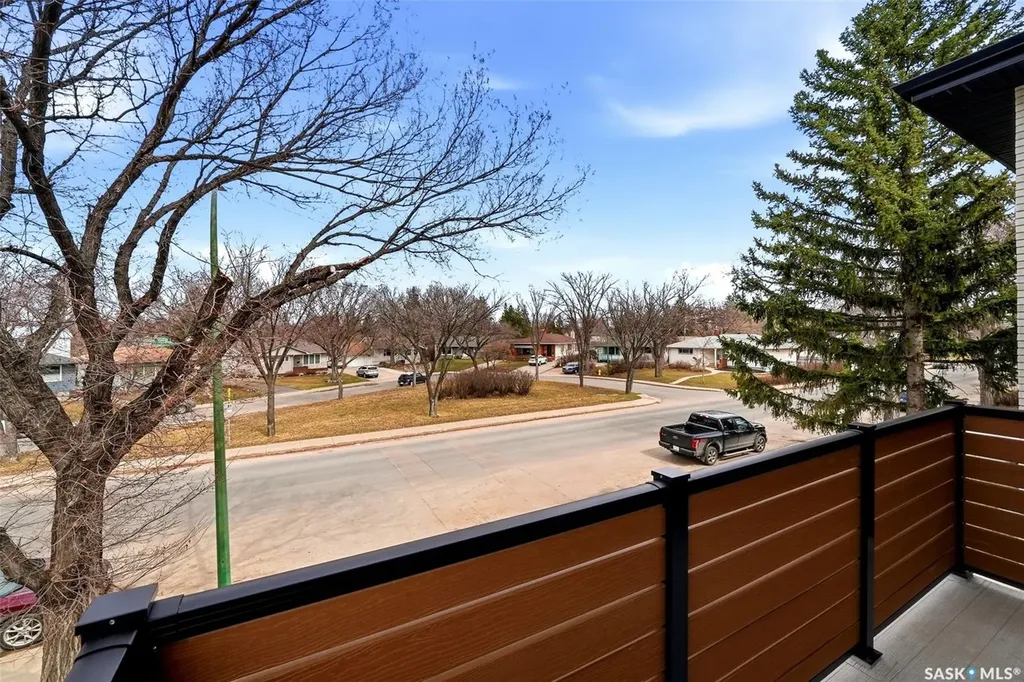 3919 Qu'appelle Drive Regina SK S4S 0E1